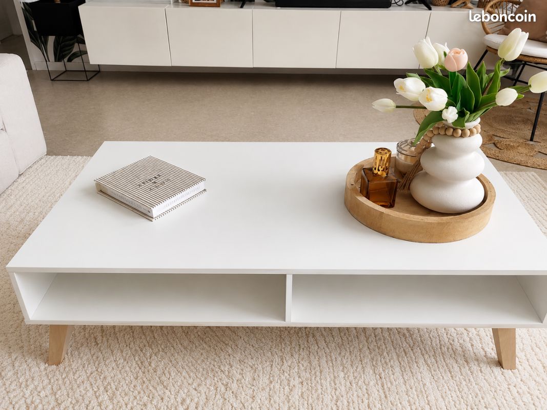 Table basse style scandinave blanc et bois – Très bon état (image 2)