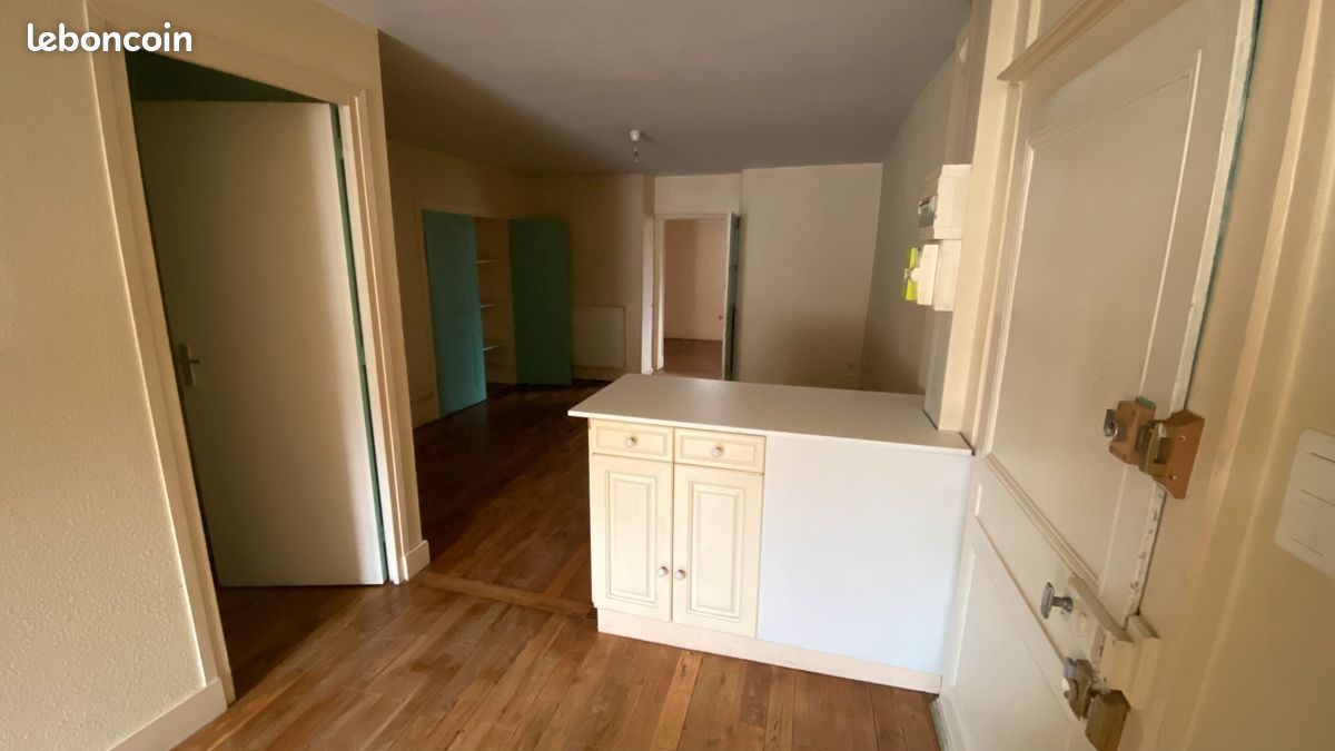Appartement 2 pièces 43 m² · à Mouchard · 43 m² · 440 €
