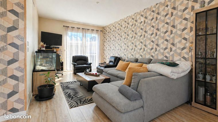 Maison 7 pièces 144 m²