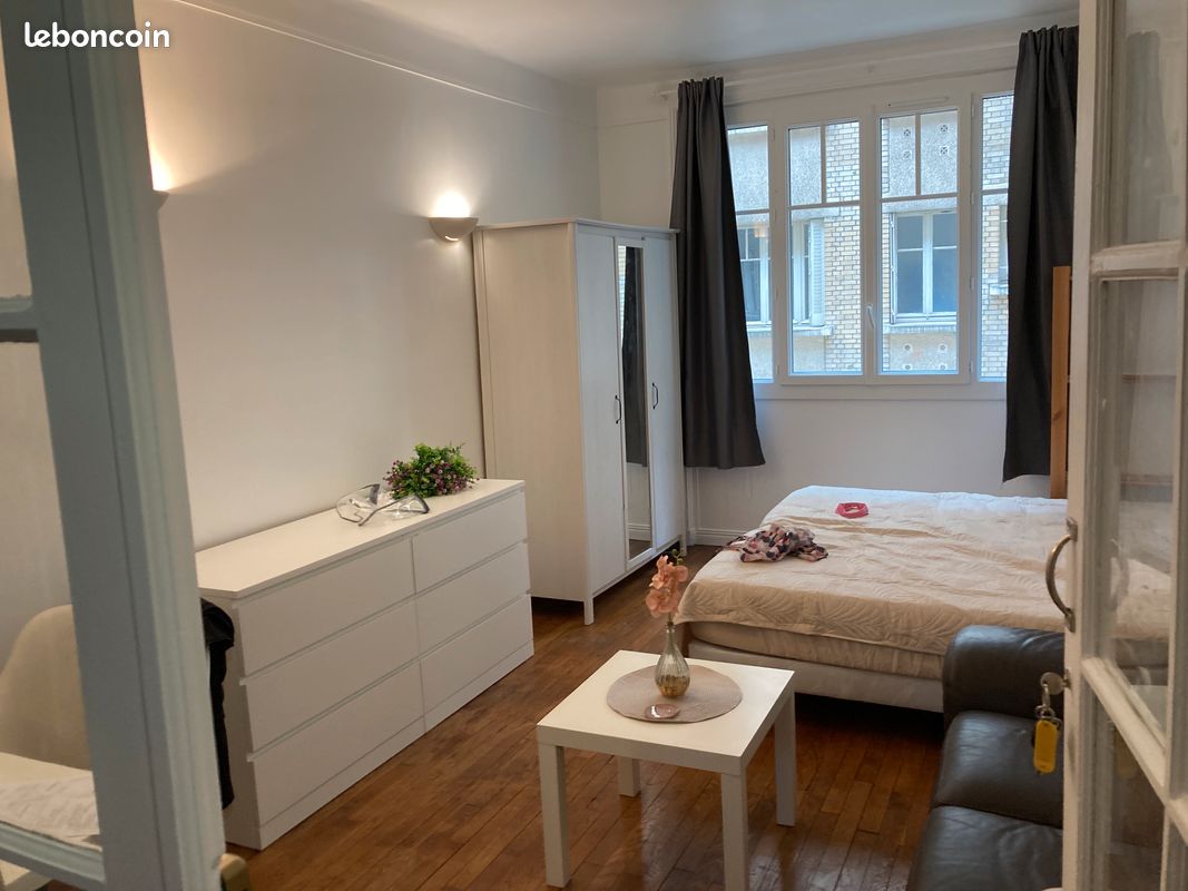 Appartement 3 pièces 84 m² · à Paris · 84 m² · 3 000 €