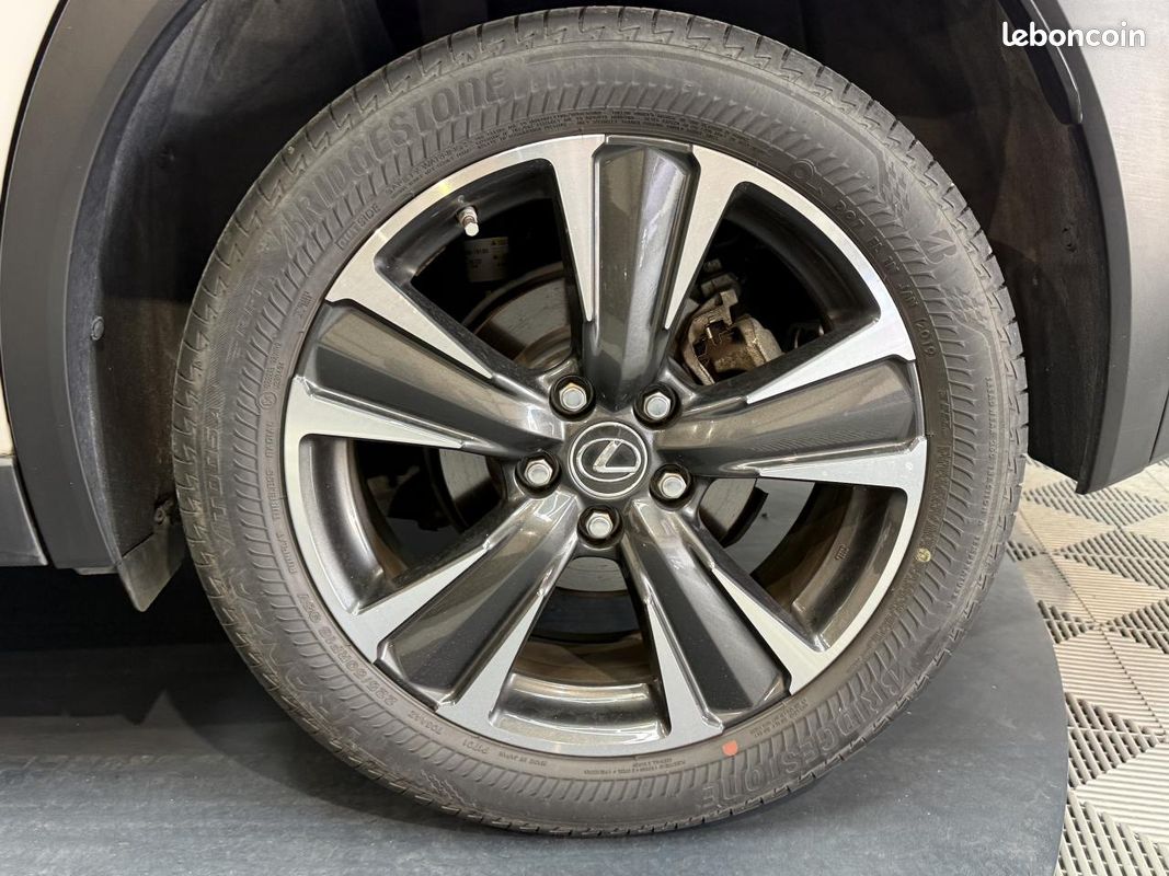 LEXUS UX 250h 2WD - BV E-CVT 2020 250H Executive (image 5)