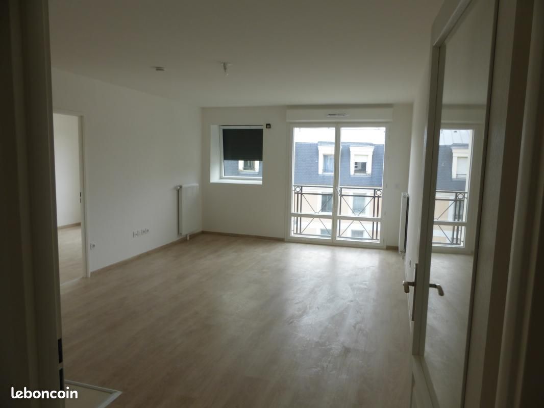 Appartement 2 pièces 53 m² · à Avon · 53 m² · 899 €