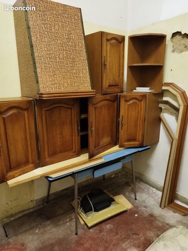 ELEMENTS HAUTS DE CUISINE avec Corniche Ameublement