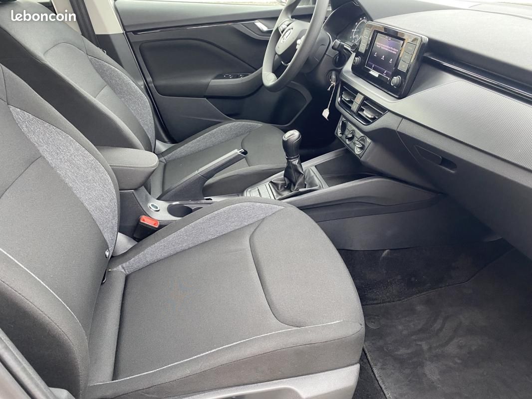 Skoda Kamiq 1.0 TSI 95CH ACTIVE (image 14)