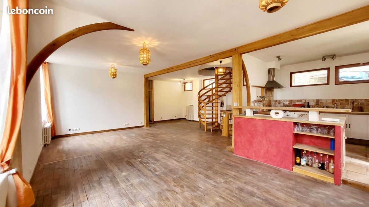 Maison 5 pièces 162 m² - Chauvigny 86300 (image 2)