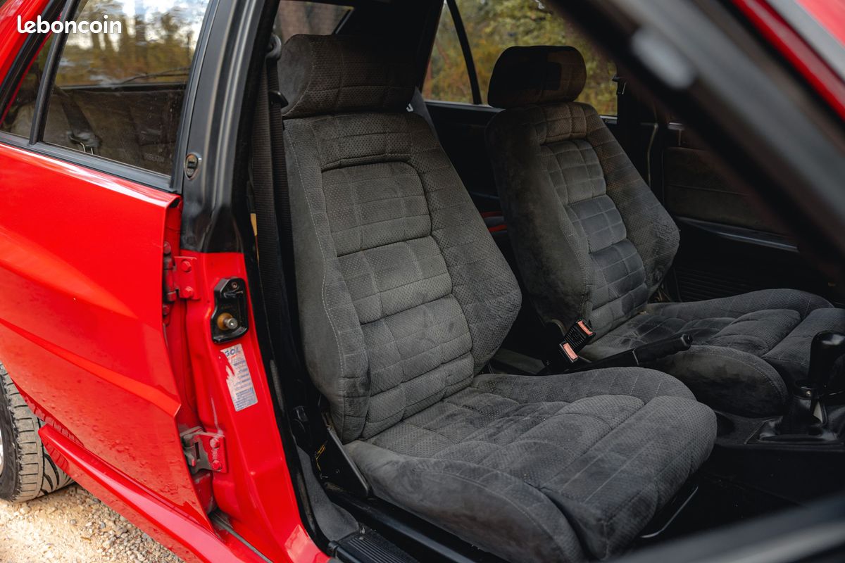 Lancia Delta Evo 1 1992 - Superbe état - Dossier complet - Garantie 6 mois (image 9)