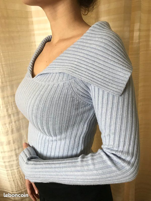 Petit pull bleu grand col découpé BERSHKA XS (image 7)
