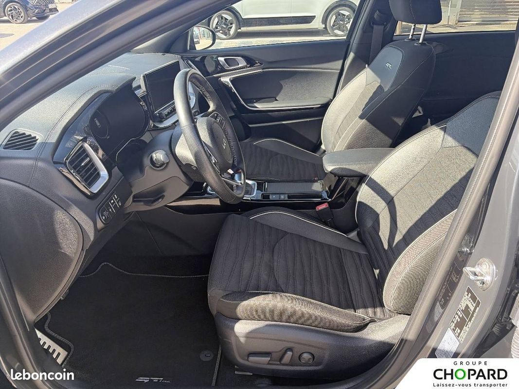 KIA CEED SW 1.5 T-GDi 140 ch BVM6 GT-line (image 11)