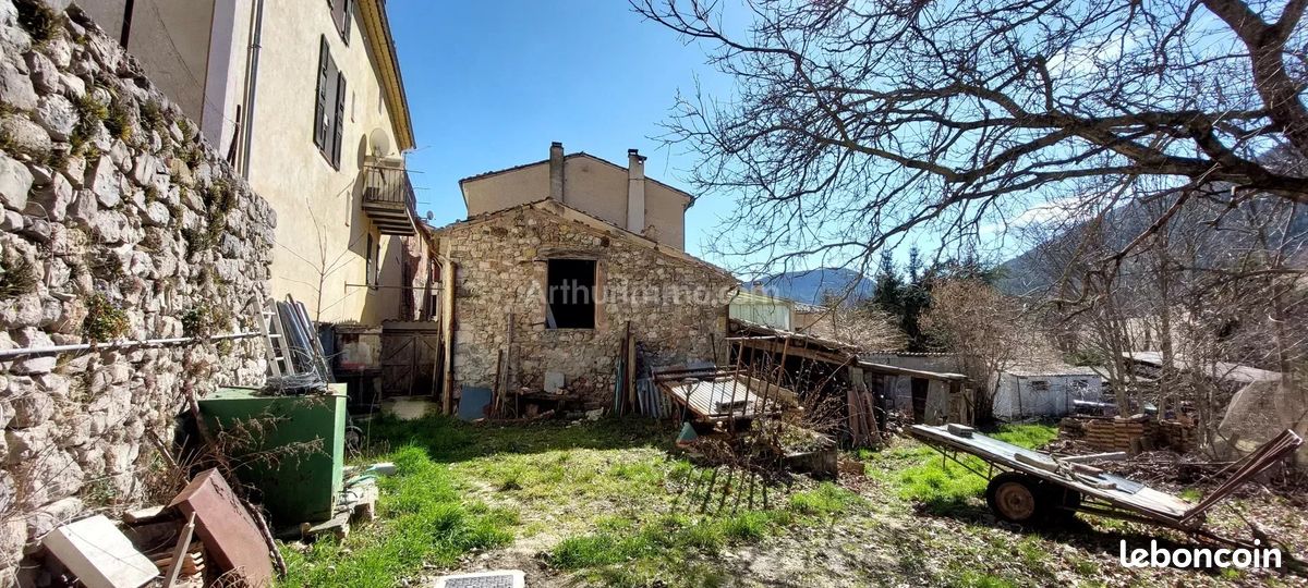 Maison 2 pièces 76 m² · à La Garde · 76 m² · 77 000 €