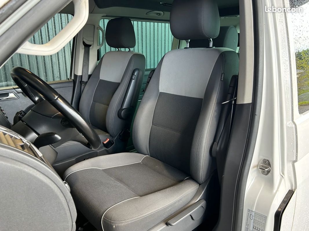 VOLKSWAGEN Multivan 2.0 D 140ch Confortline - 2014 - 165 000 km - Toit relevable - GARANTIE 6 MOIS (image 12)