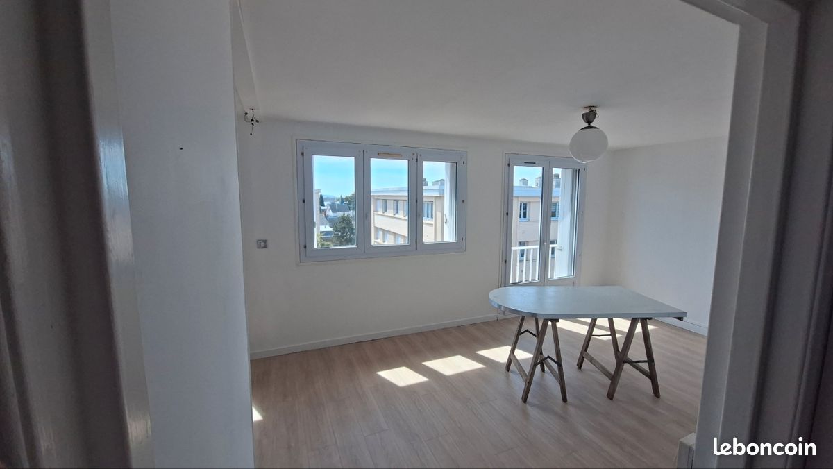 Appartement 3 pièces 58 m² · à Granville · 58 m² · 650 €