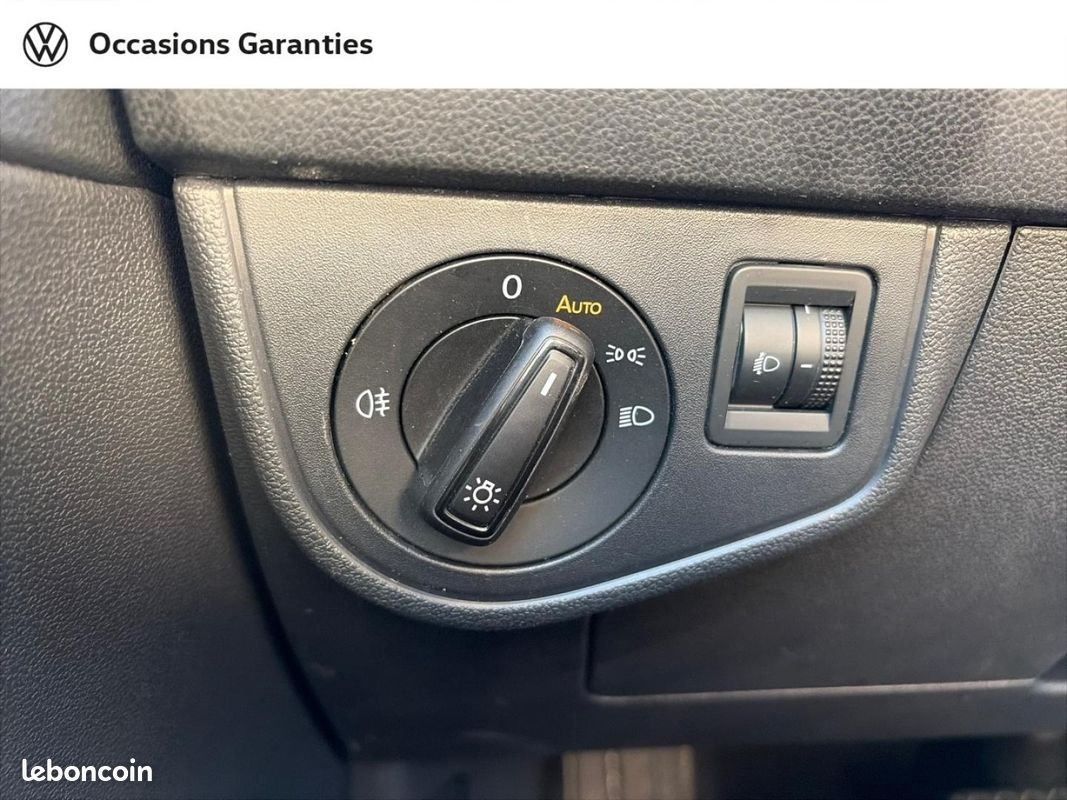 Volkswagen Polo 1.0 TSI 95ch Life DSG7 (image 30)