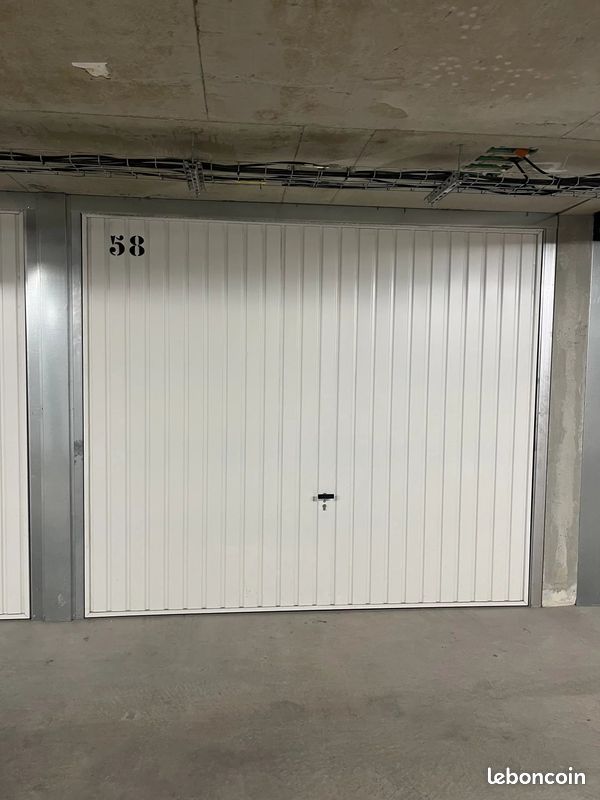Parking 14 m² · à Chambéry · 14 m² · 24 900 €