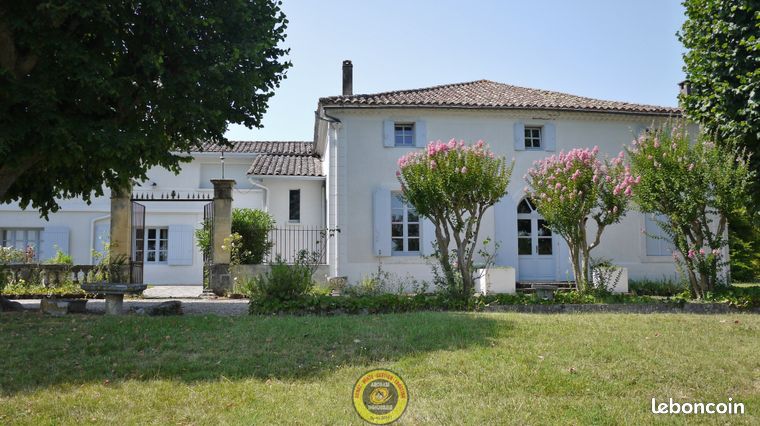 Maison 15 pièces 420 m²