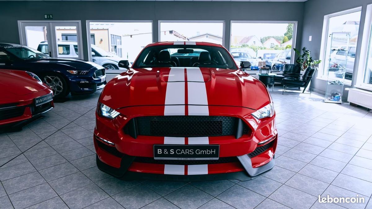 FORD Mustang FASTBACK 2.3 ECOBOOST PERFORMANCE 317CH BVA - KIT SHELBY GT350 - 18 900 KM (image 2)