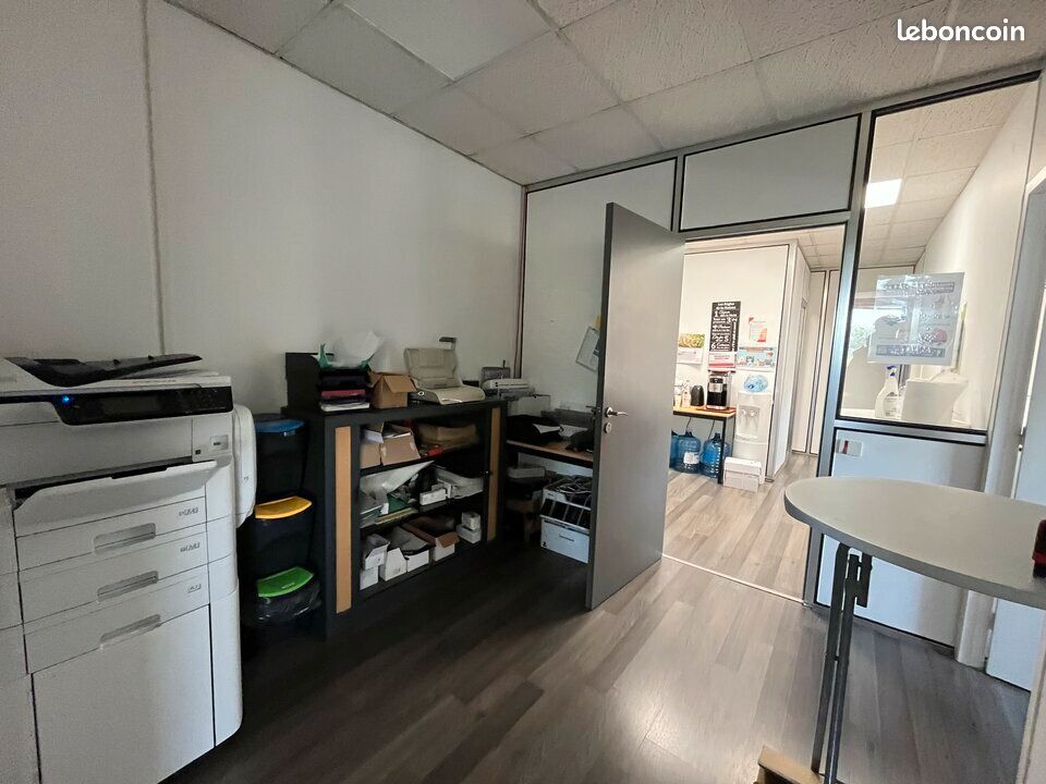 Bureaux 120 m² CHANTEPIE (image 8)