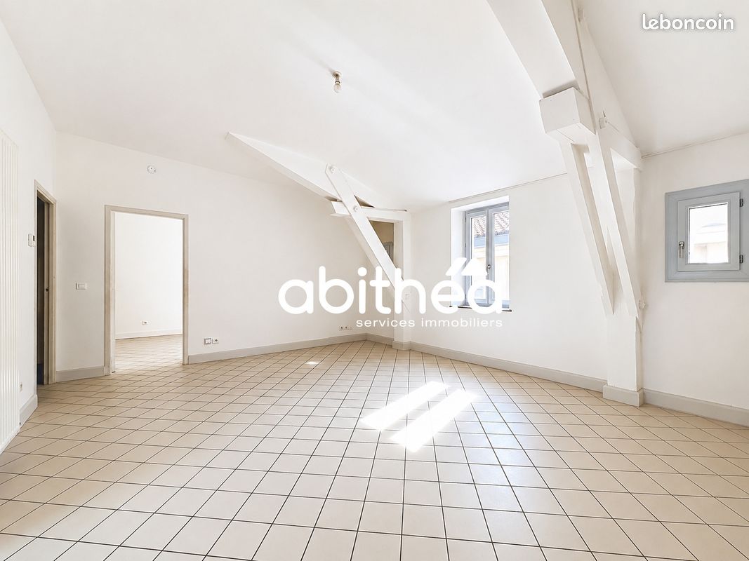 Appartement 3 pièces 74 m² · à Béziers · 74 m² · 595 €/mois