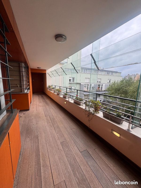 Appartement 2 pièces 54 m² · à Paris · 54 m² · 370 000 €