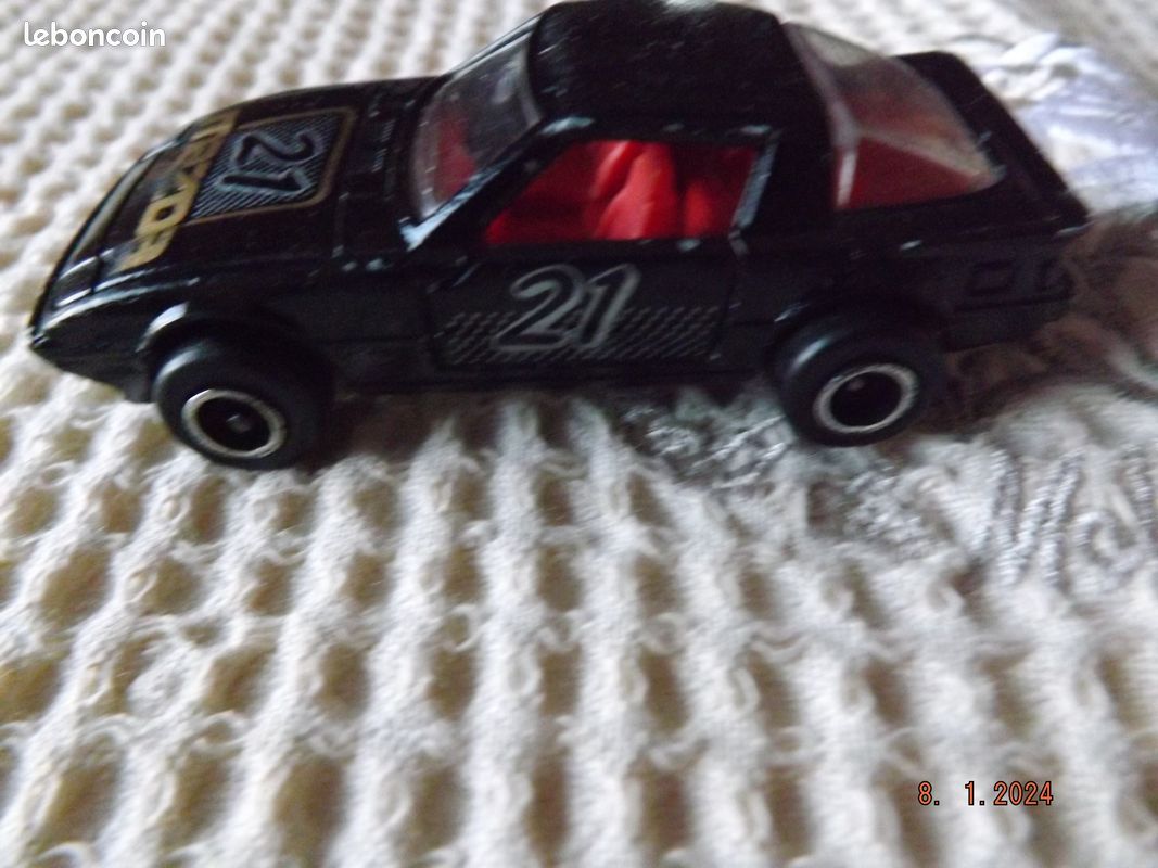Majorette miniature Mazda RX7 (image 3)