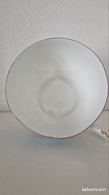 Tasse ancienne en porcelaine de Limoges (image 7)
