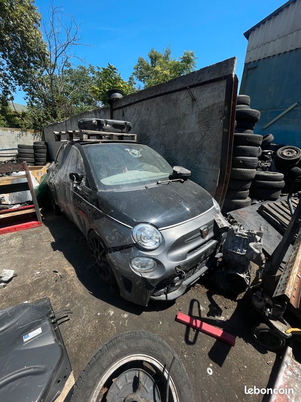 Abarth 595 Competizione Cabriolet 180cv 2020 accidentée VEI – 33 000 km (image 1)