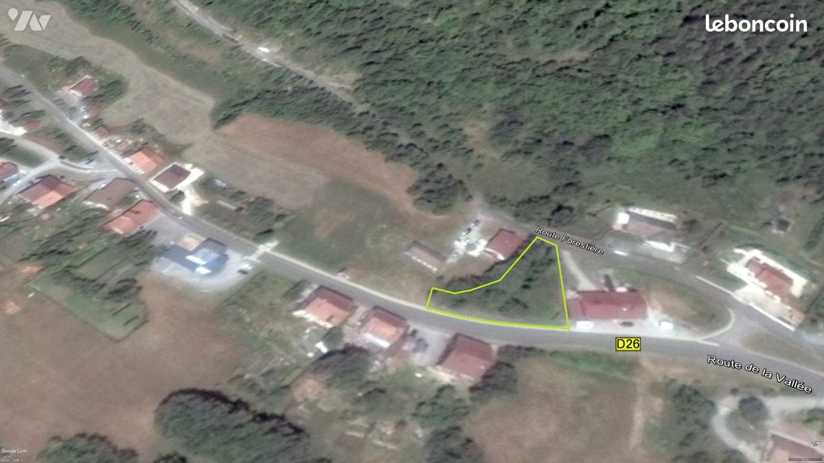 Terrain 1043 m² · à Morbier · 1 043 m² · 80 000 €