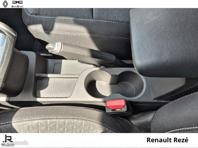Renault Captur 1.6 E-Tech hybride 145ch Equilibre (image 19)