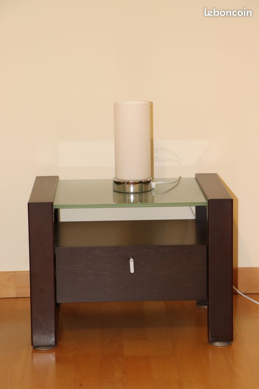 2 tables de chevet Roche & Bobois et leurs lampes de chevet tactiles (image 2)
