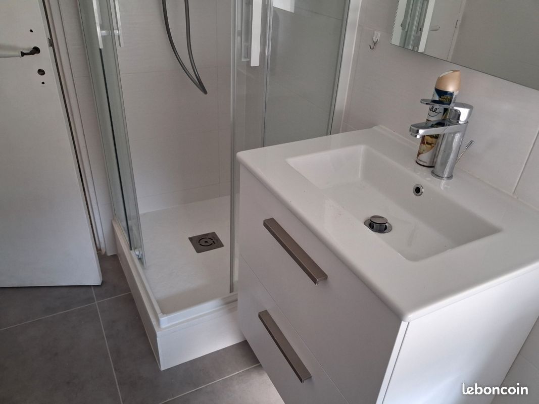 Appartement 1 pièce 17 m² · à Saint-Nazaire · 17 m² · 450 €