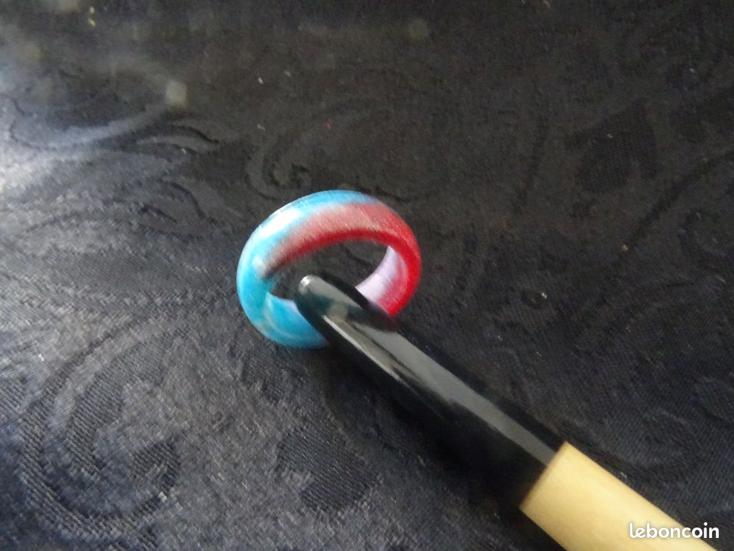 Bague fantaisie (image 1)