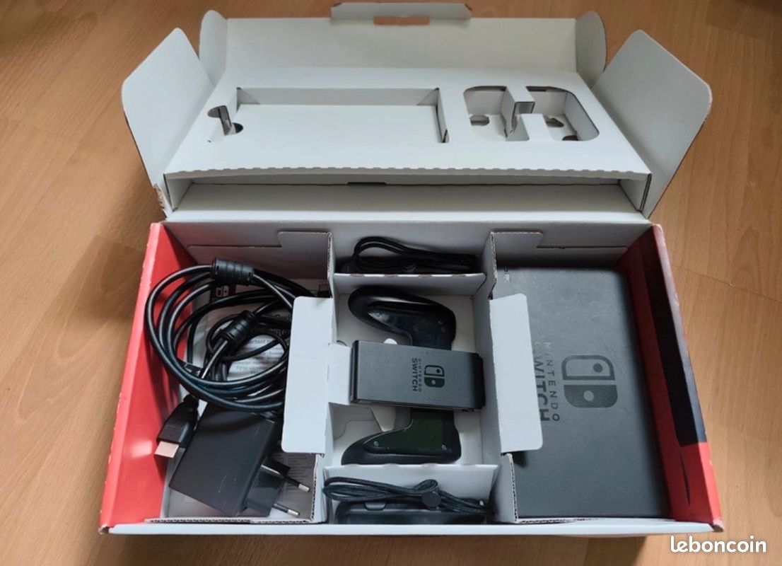 SWITCH BLACK Très bon état avec accessoires (image 3)