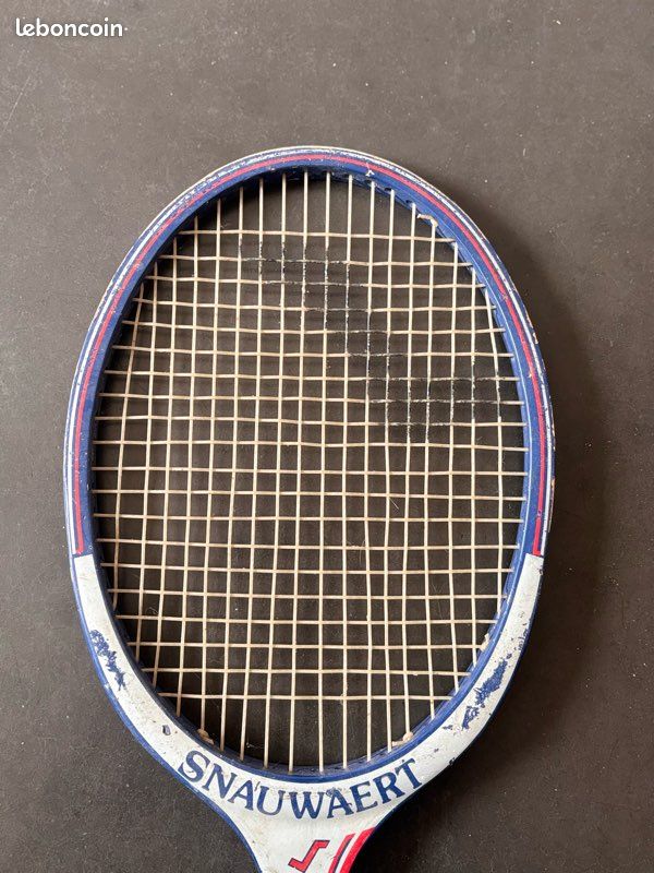 SNAUWAERT VITAS 105 Tennis Racket