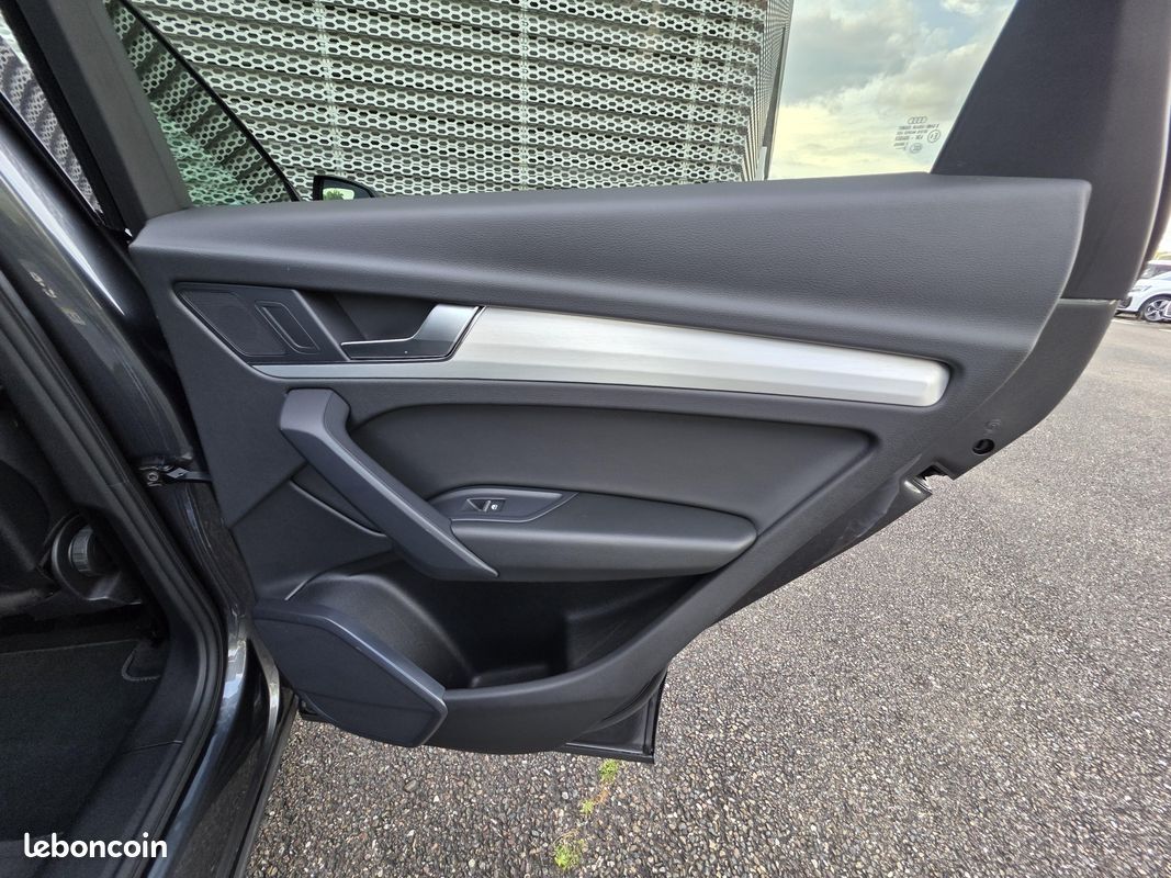 AUDI Q5 35 TDI 163 S tronic 7 S line (image 29)