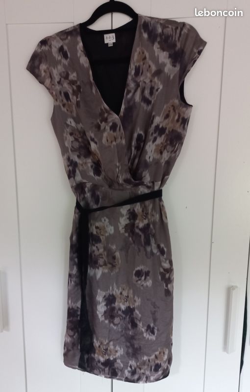 Robe sans manche (image 1)