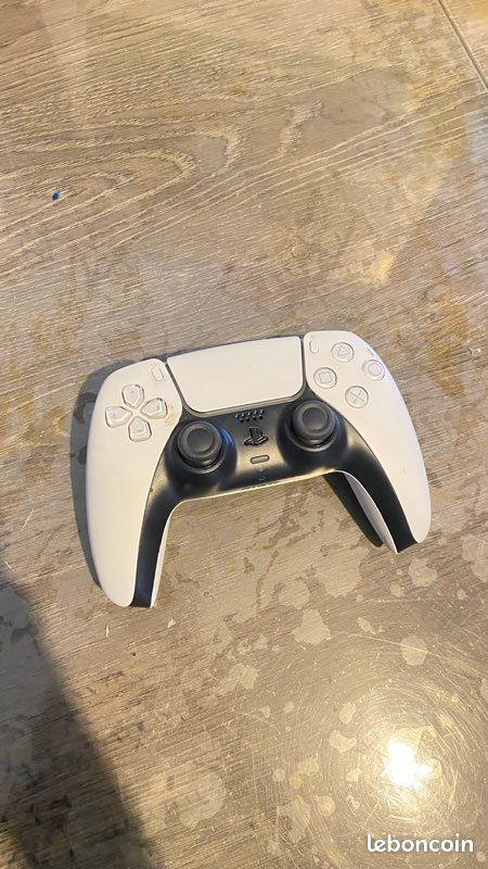PlayStation 5 Édition disque avec manette (image 8)