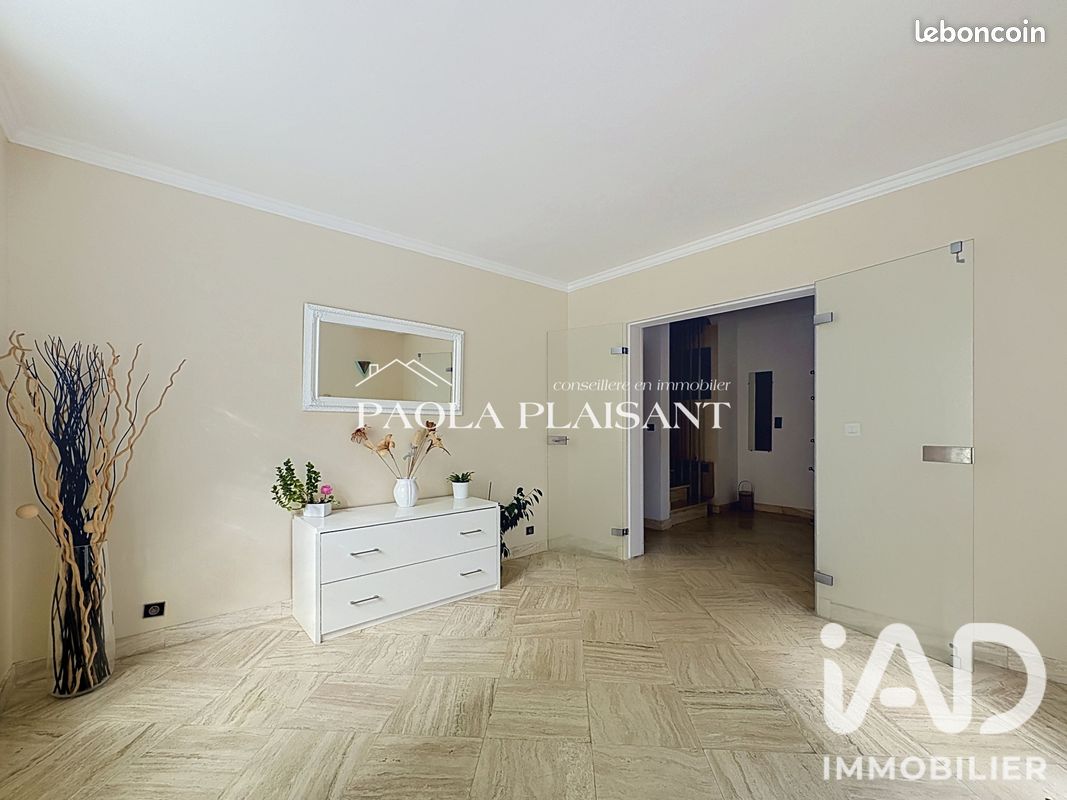 Maison 7 pièces 243 m² · à Villeparisis · 243 m² · 519 000 €