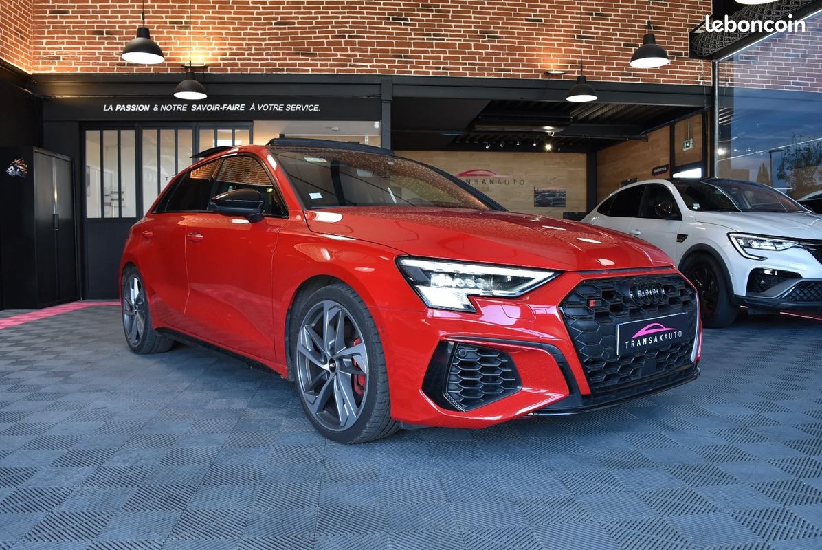 AUDI S3 SPORTBACK TFSI 310 S tronic 7 Quattro (image 3)