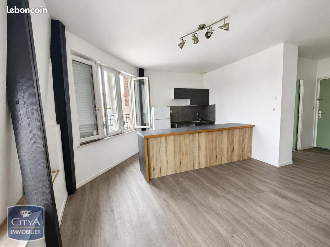 Appartement 3 pièces 49 m² · à Cambrai · 49 m² · 530 €