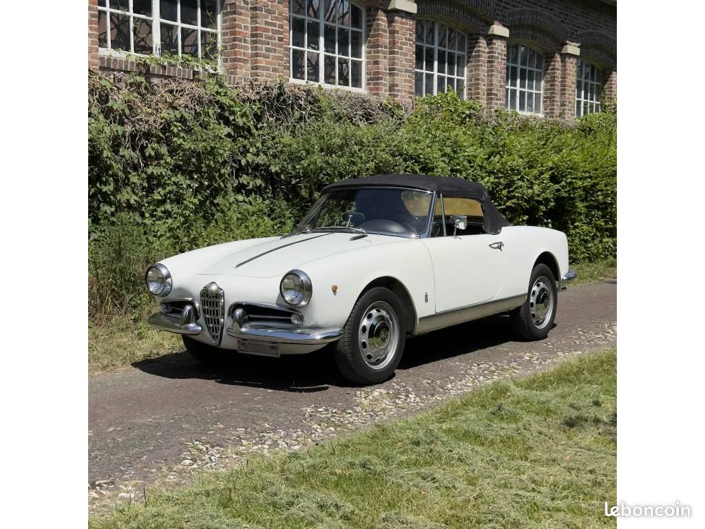 Alfa romeo giulietta spider (image 21)