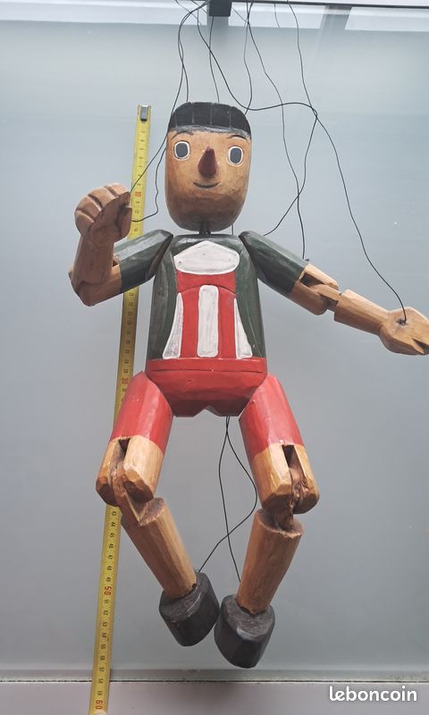 Pantin articulé Pinocchio 15cm en bois massif Pantin articulé Pinocchio 15cm en bois massif