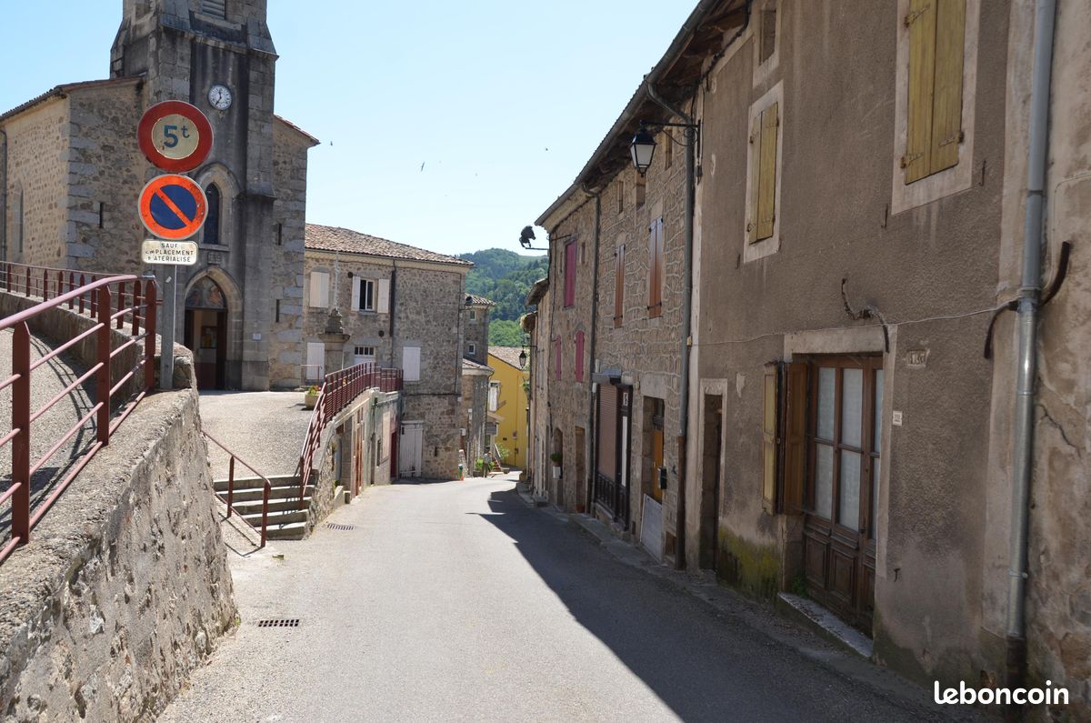 Maison 5 pièces 69 m² · à Saint-Pierreville · 69 m² · 95 000 €