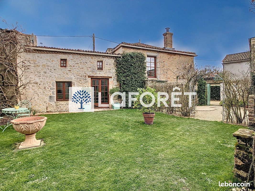 Maison 5 pièces 96 m² · à Airvault · 96 m² · 159 990 €