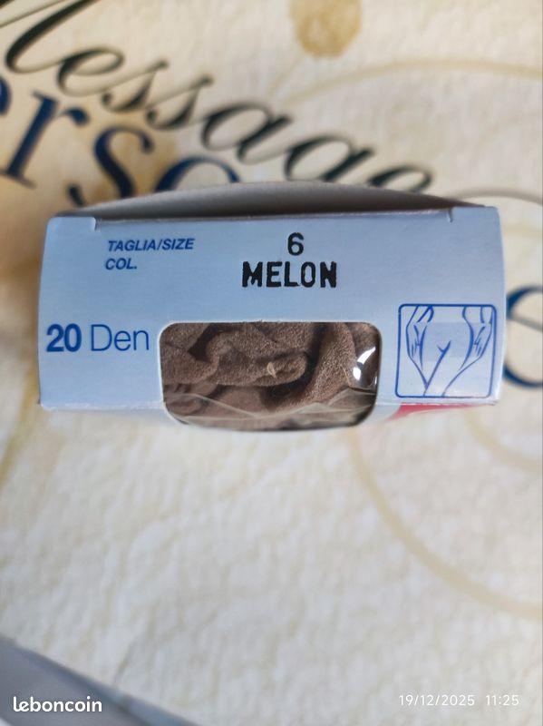 Collant de la marque Golden Lady taille 6 couleur Melon (image 5)