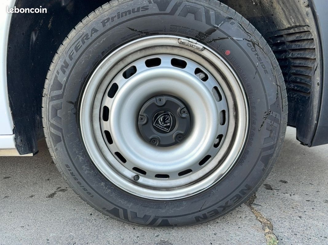 Peugeot Partner (3) Taille M 650kg BlueHDi 100 BVM6 / pack Premium Connect (image 9)