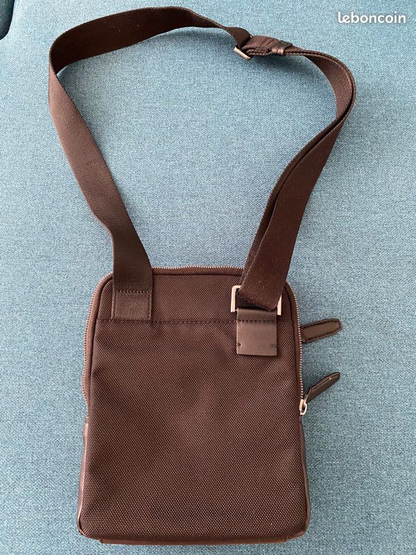 Sacoche Calvin Klein (image 2)