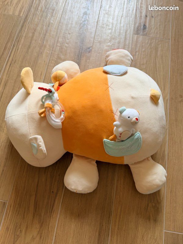 Ours en peluche XL multi activités (image 2)