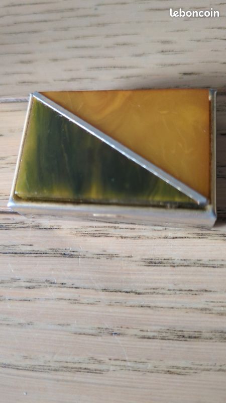 Cendrier de poche décor géométrique,bicolore,tipyque, style art déco,teinte ocre Ambre et vert foncé (image 1)