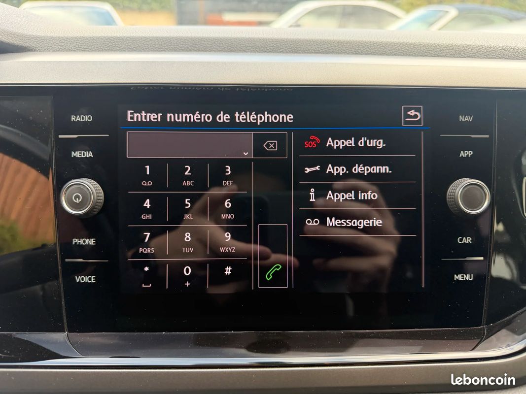 Volkswagen POLO VI Confortline Business / Apple CarPlay / Régulateur de vitesse (image 25)