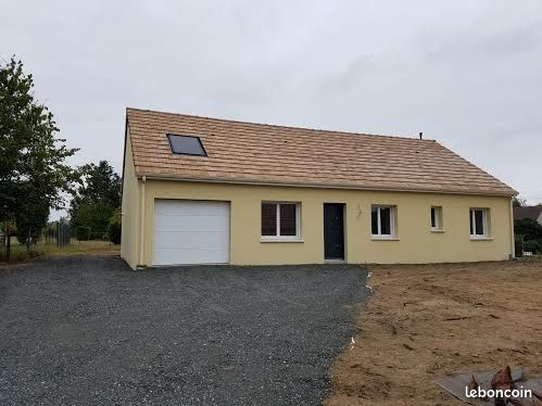 Maison 6 pièces 103 m² · à Cérans-Foulletourte · 103 m² · 840 €