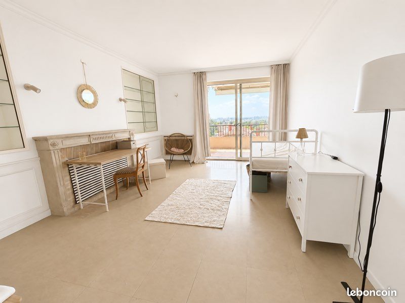 Appartement 1 pièce 17 m² · à Bron · 17 m² · 590 €